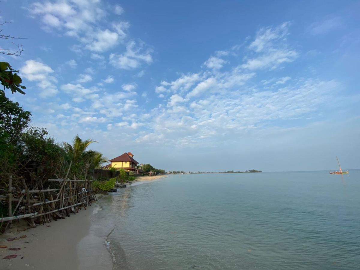 Omah Laut Bondo Jepara - By The Beach, Direct View Of The Sea, Great Base For Water Sports Margokerto Buitenkant foto