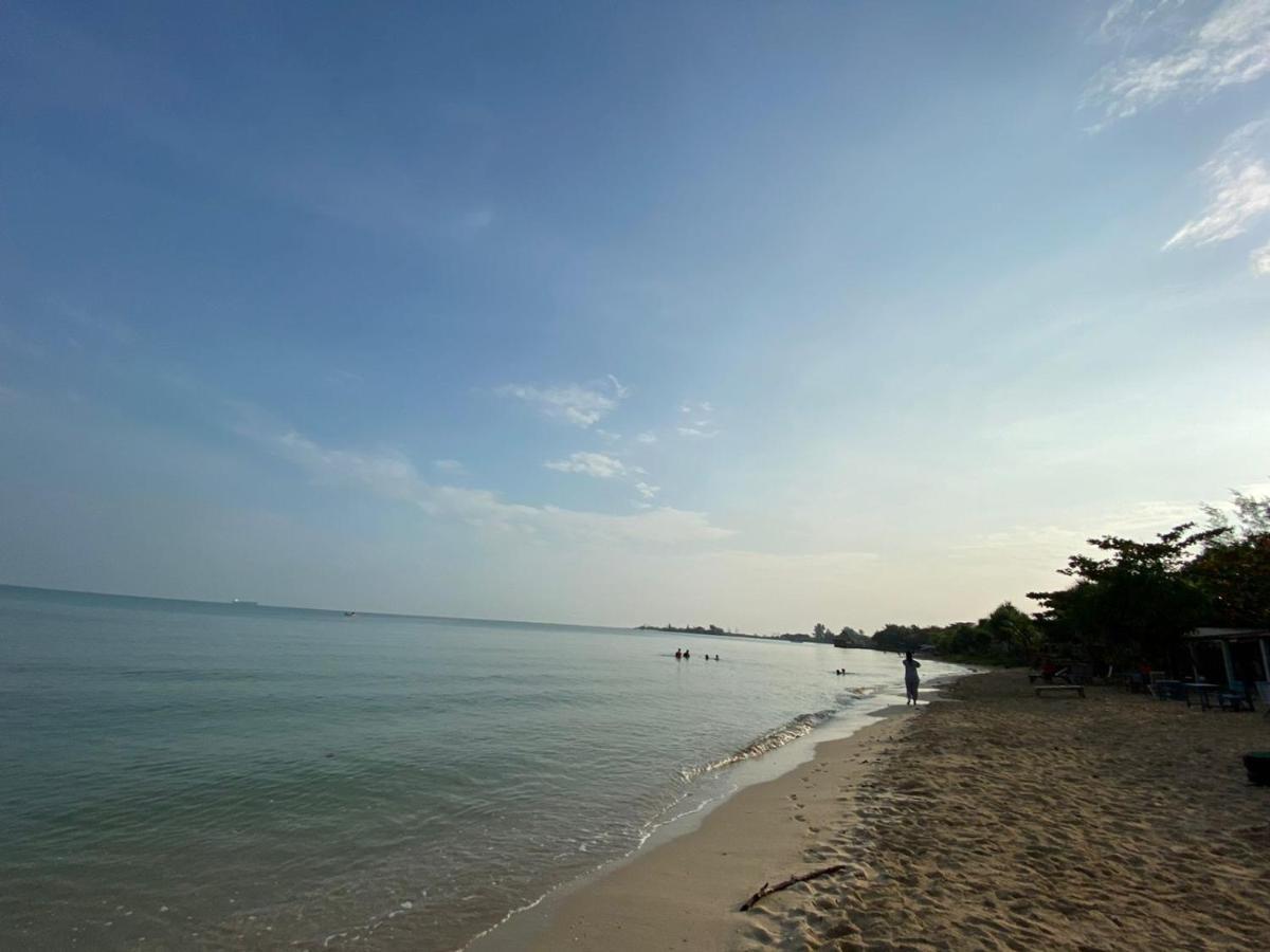 Omah Laut Bondo Jepara - By The Beach, Direct View Of The Sea, Great Base For Water Sports Margokerto Buitenkant foto